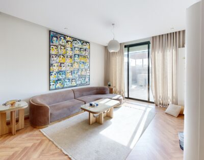 Luxurious 3-Bedrooms Apartment | New and Modern | Balcony